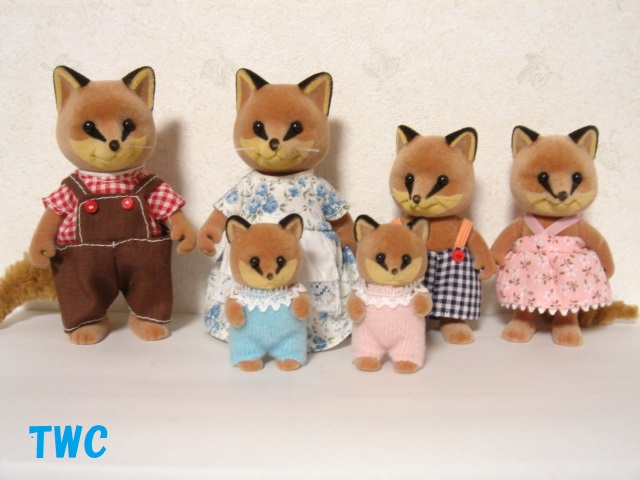 【レア】シルバニア　キツネファミリー　Honey Fox Family