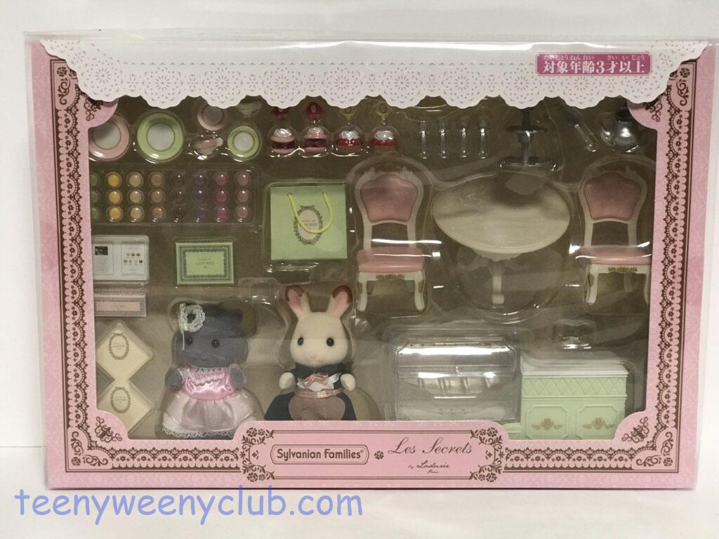 シルバニアファミリー ラデュレ  LADURÉE  コラボ ショコラウサギ ラデュレ×シルバニアファミリー】コラボが再登場！可愛すぎて